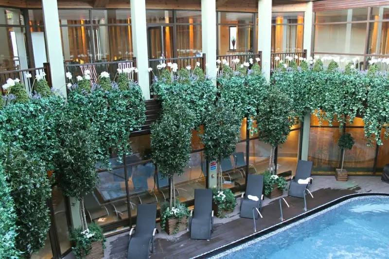 High Level artificial Outdoor planting